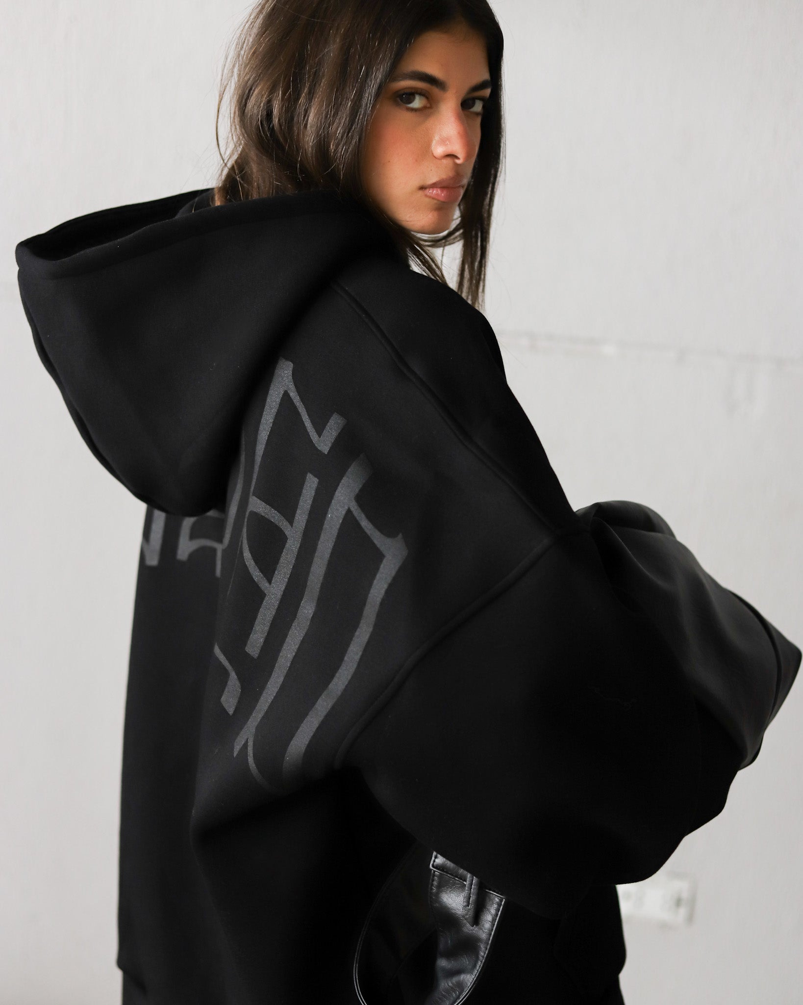 CLASSIC WINTER HOODIE